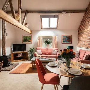  Holiday home The Old Dairy, Heritage Escapes, Field House Farm